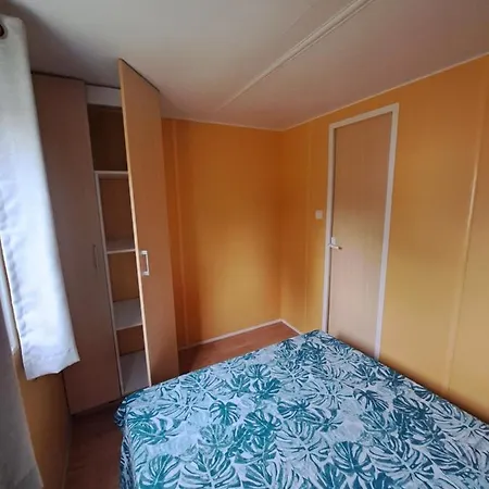 Orman Evi Mobil Cheron Saint-Chéron